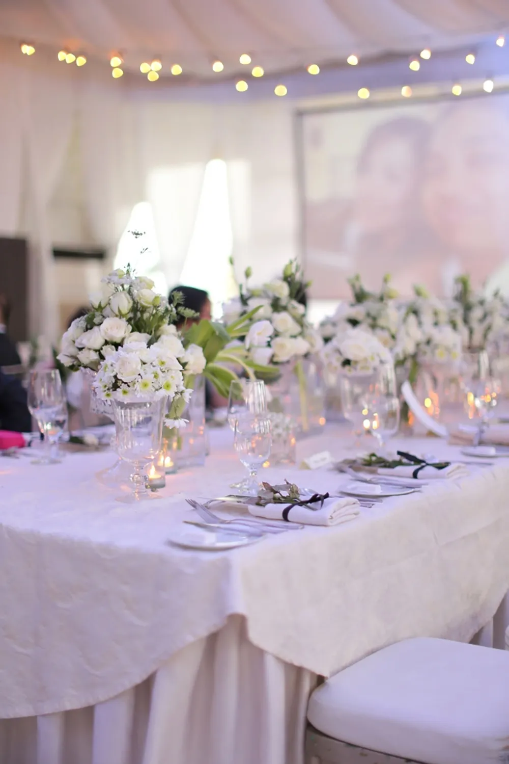 Photo by Toto Villaruel Photography. theweddingnotebook.com