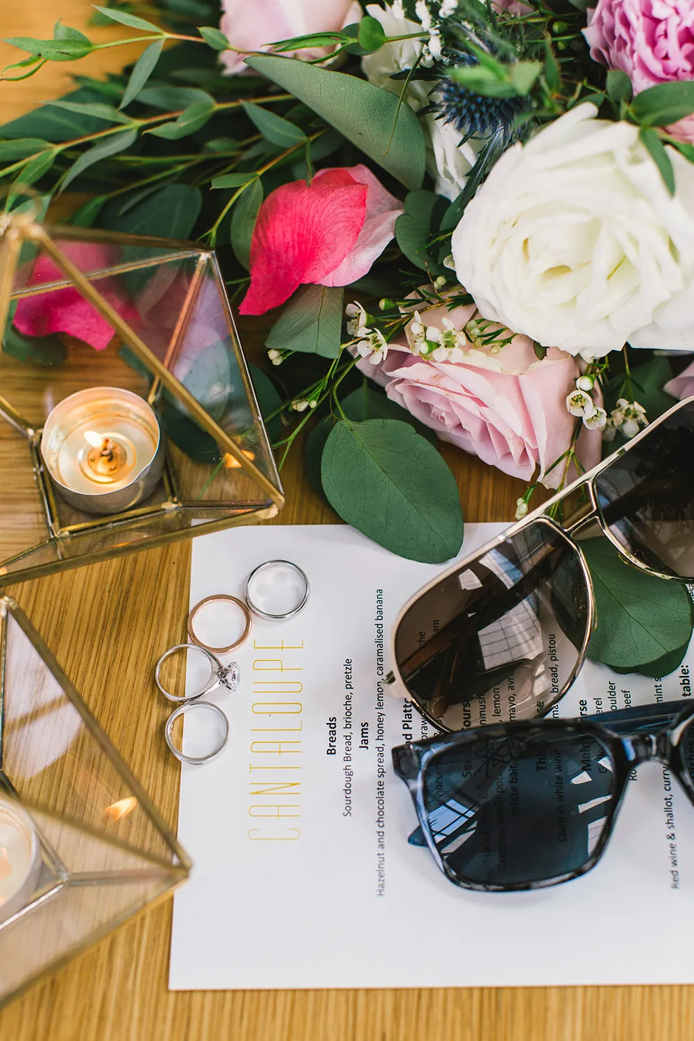 Photo by ZA Gallery. theweddingnotebook.com