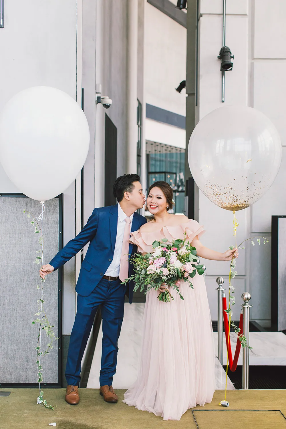 Photo by ZA Gallery. theweddingnotebook.com