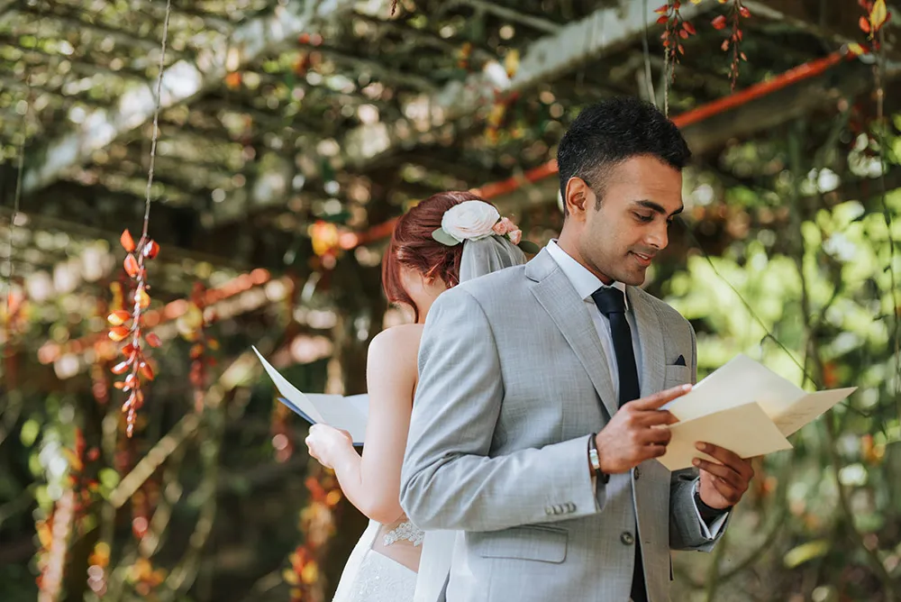 Munkeat Photography. theweddingnotebook.com