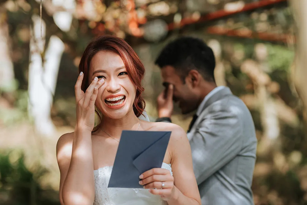 Munkeat Photography. theweddingnotebook.com