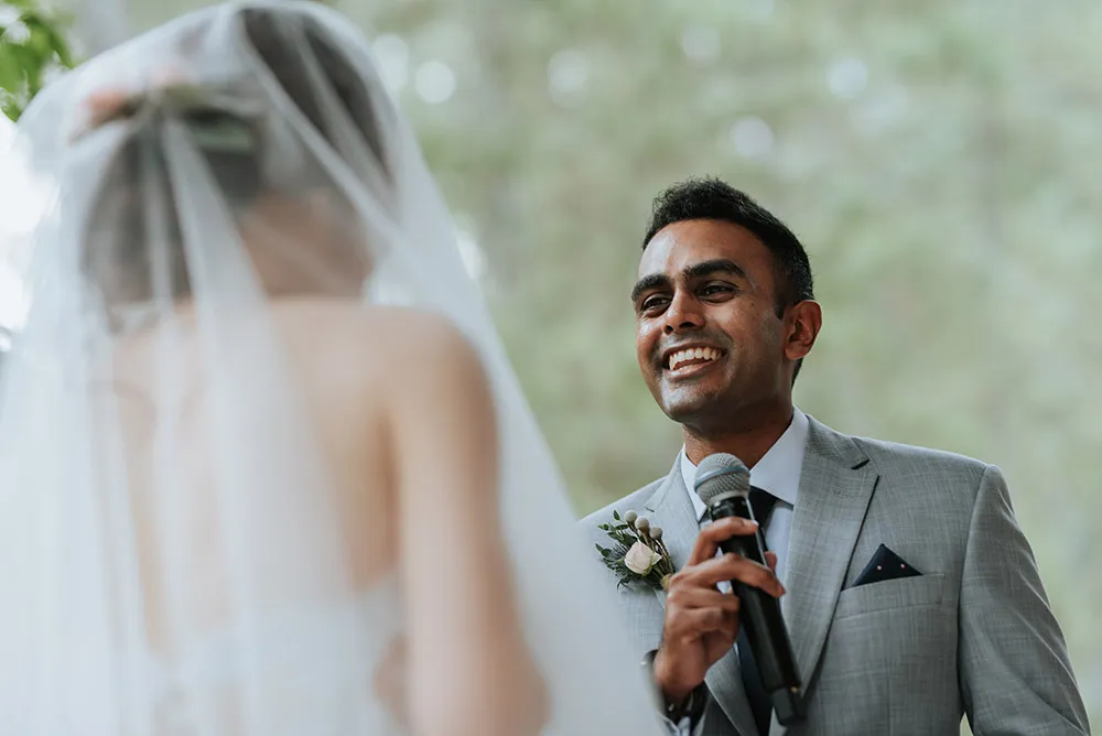 Munkeat Photography. theweddingnotebook.com