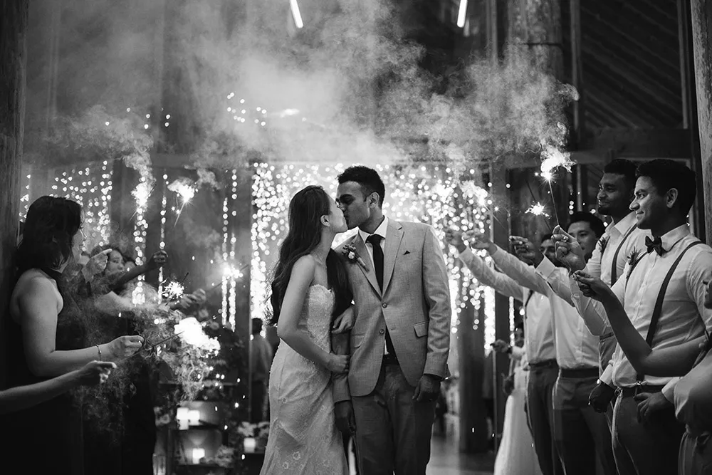 Munkeat Photography. theweddingnotebook.com