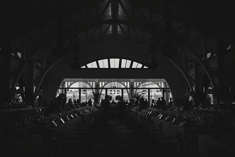Photo by VRP Photography. theweddingnotebook.com