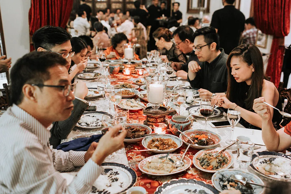 Photo by Yung Yaw and Manoj of Munkeat Studio. theweddingnotebook.com