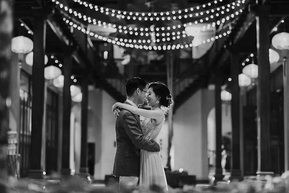 Photo by Yung Yaw and Manoj of Munkeat Studio. theweddingnotebook.com