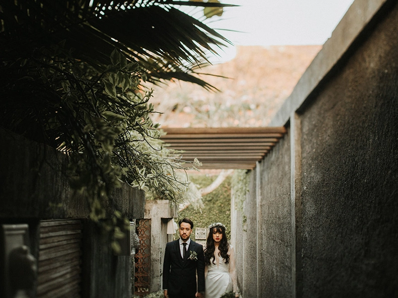 Elegant Yet Rustic Garden Wedding In Alindra Villa Bali