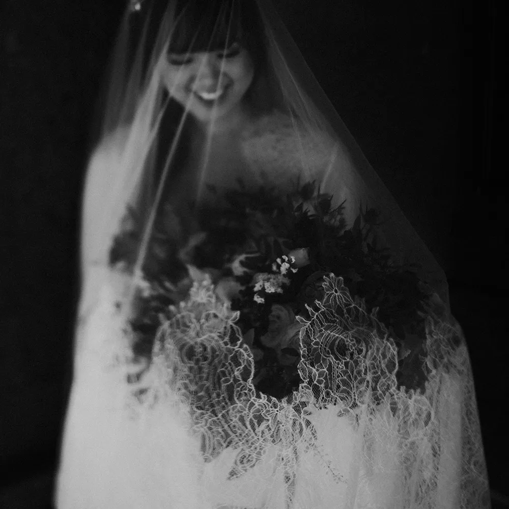 Photo by Iluminen. theweddingnotebook.com