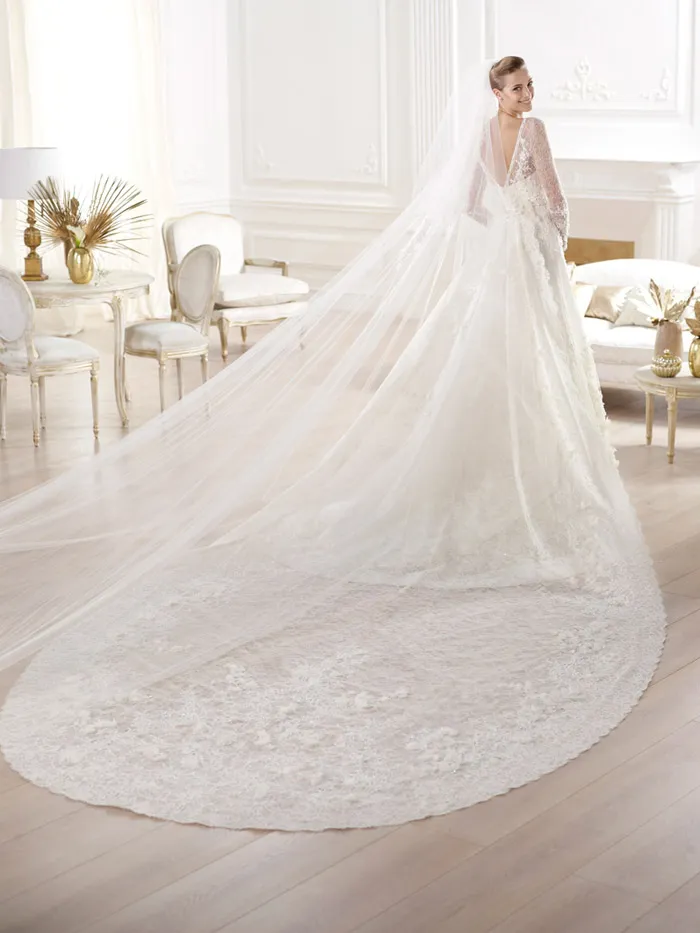 Elie by Elie Saab Spring 2014 Collection. theweddingnotebook.com
