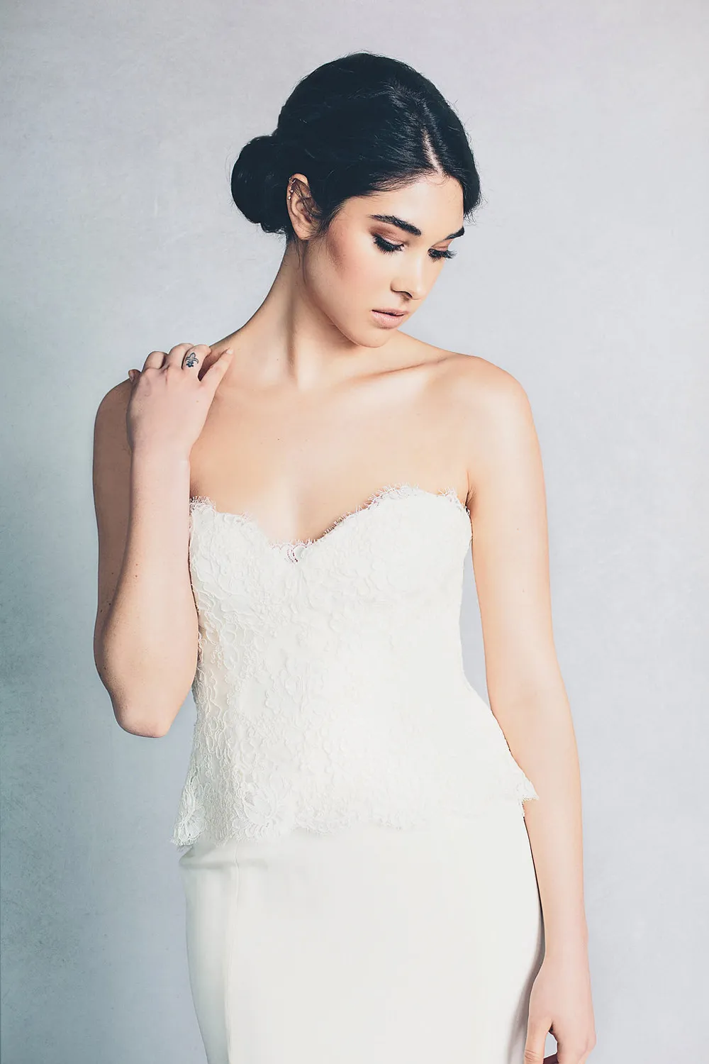 Hannah – Elizabeth Stuart Spring 2015 Collection. theweddingnotebook.com