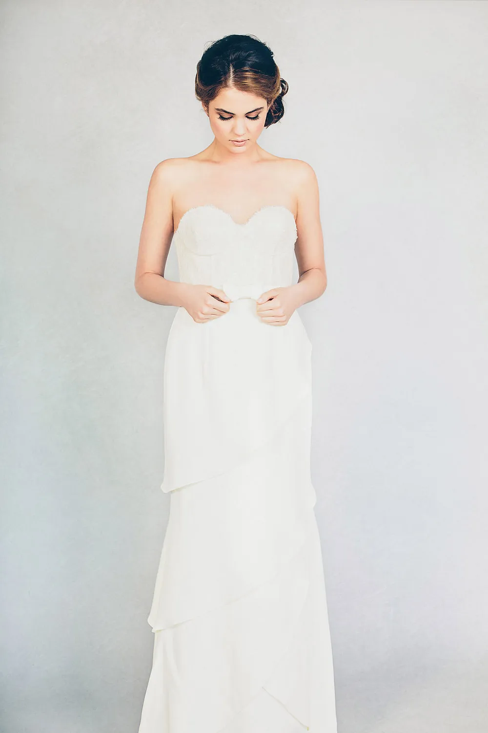 Farrah – Elizabeth Stuart Spring 2015 Collection. theweddingnotebook.com