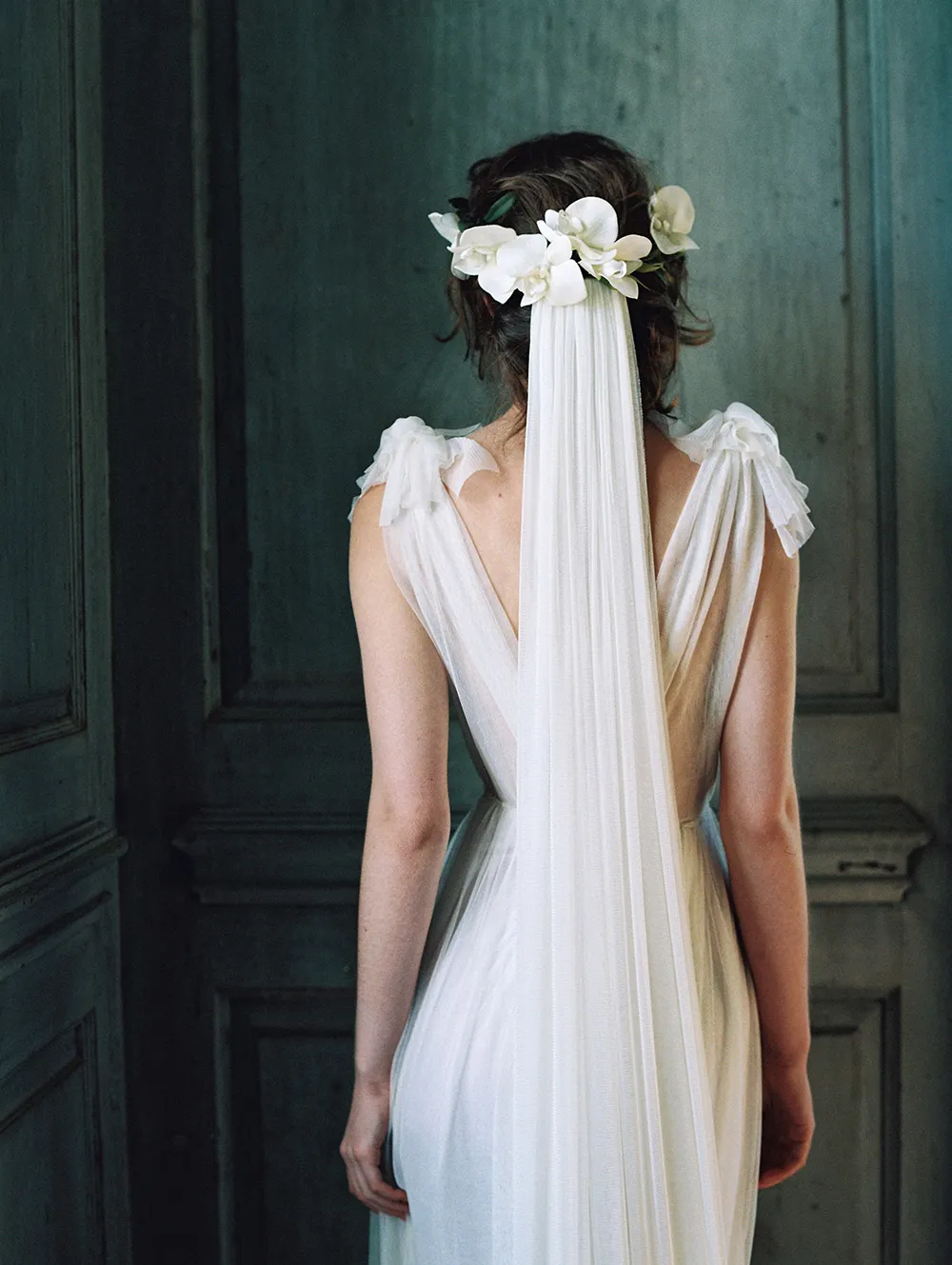 Enchanted Atelier by Liv Hart Spring 2017 Collection. theweddingnotebook.com