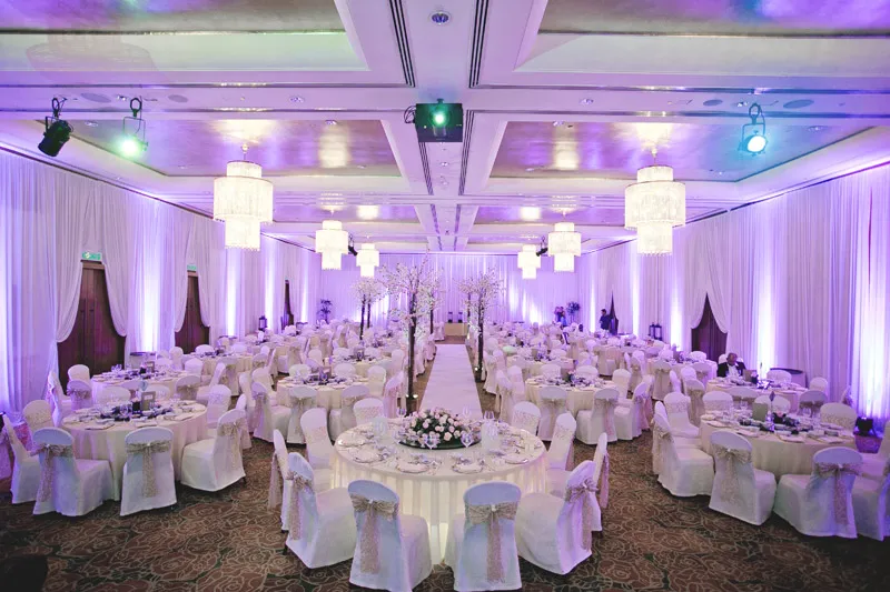 Photo by Mocco. theweddingnotebook.com