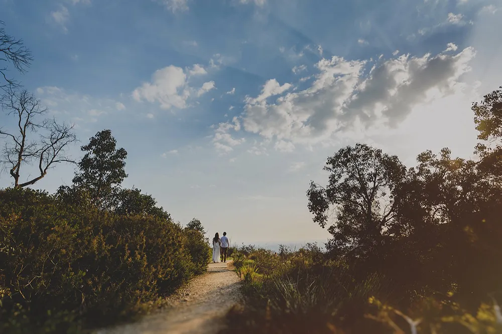 Photo by Steven Cheah Photography. theweddingnotebook.com