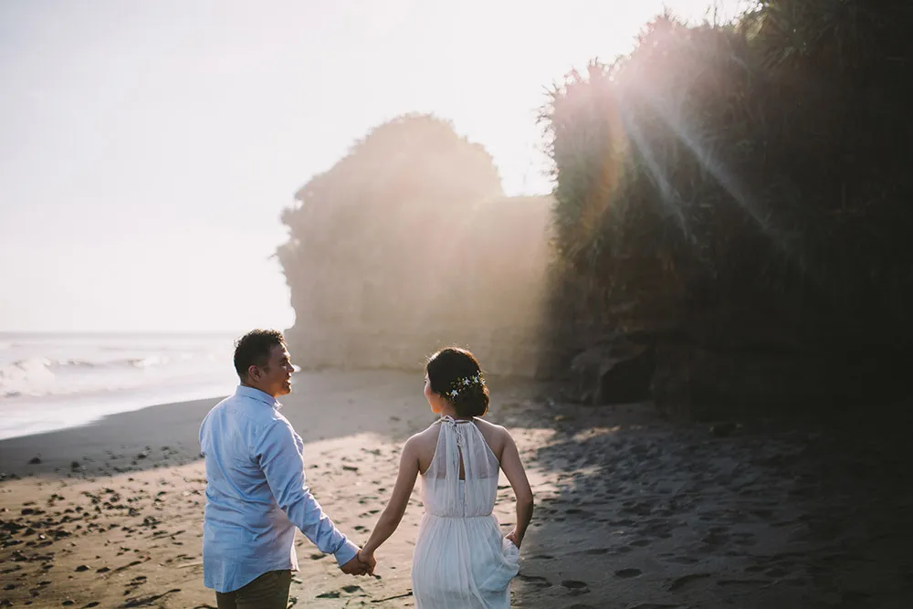 Photo by Fire Wood and Earth. theweddingnotebook.com