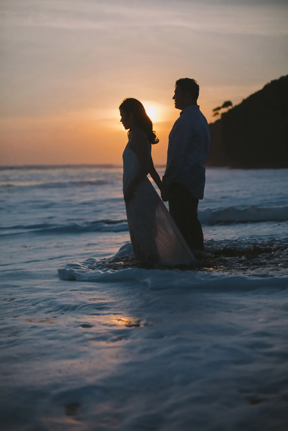 Photo by Fire Wood and Earth. theweddingnotebook.com