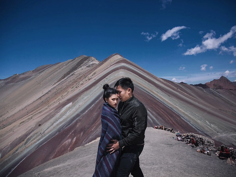 Engagement Portraits Amid the Stunning Hues of Rainbow Mountain, Peru