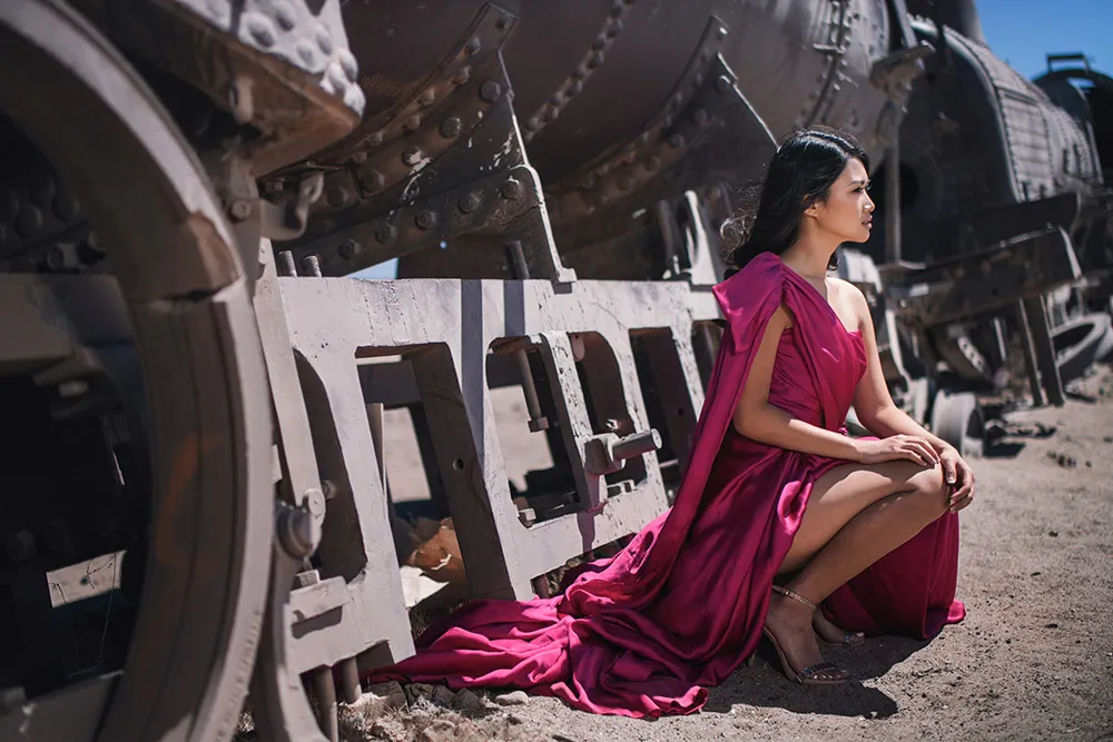 Photography by Metrophoto. Destination bridal portraits in Bolivia. theweddingnotebook.com