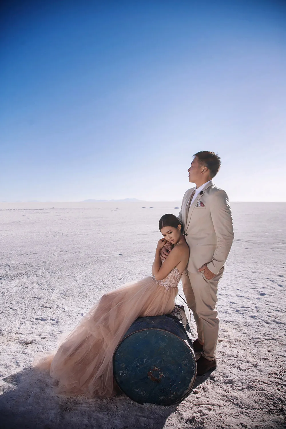Photography by Metrophoto. Destination bridal portraits in Bolivia. theweddingnotebook.com
