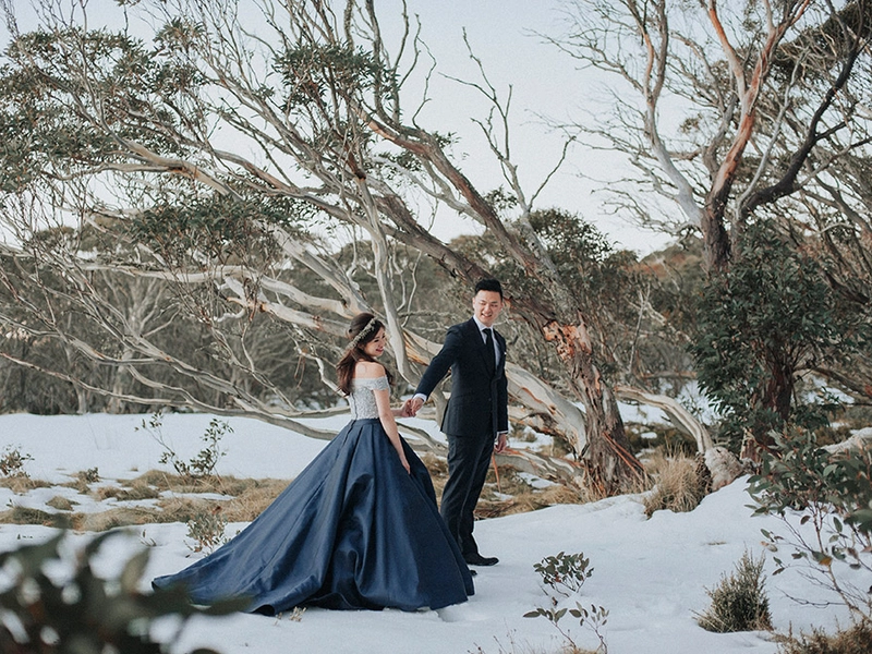 Engagement Shoot in Snowy Dinner Plain, Australia