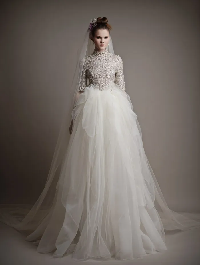 Wilhelmina – Ersa Atelier 2015 Collection. theweddingnotebook.com