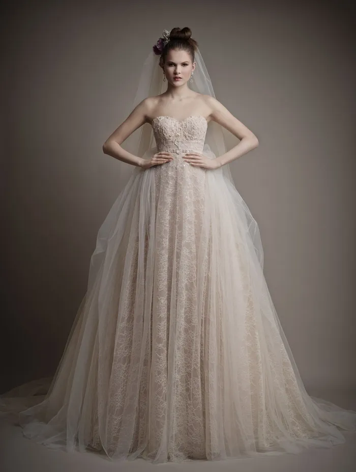 Cleo - Ersa Atelier 2015 Collection. theweddingnotebook.com