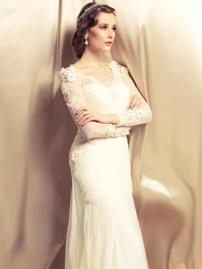 Innai Red – Ethereal Whites Collection. theweddingnotebook.com
