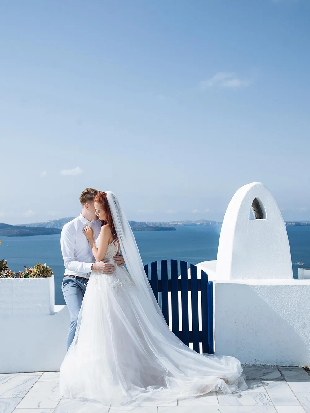 Photography by Sunrise Greece. theweddingnotebook.com