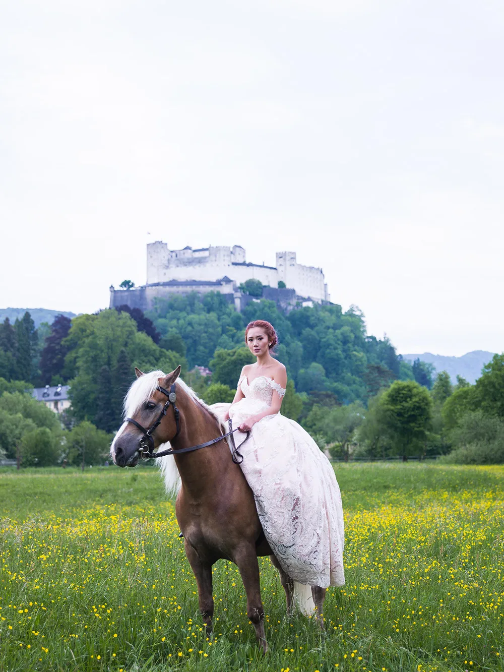 Photography by Sunrise Greece. theweddingnotebook.com