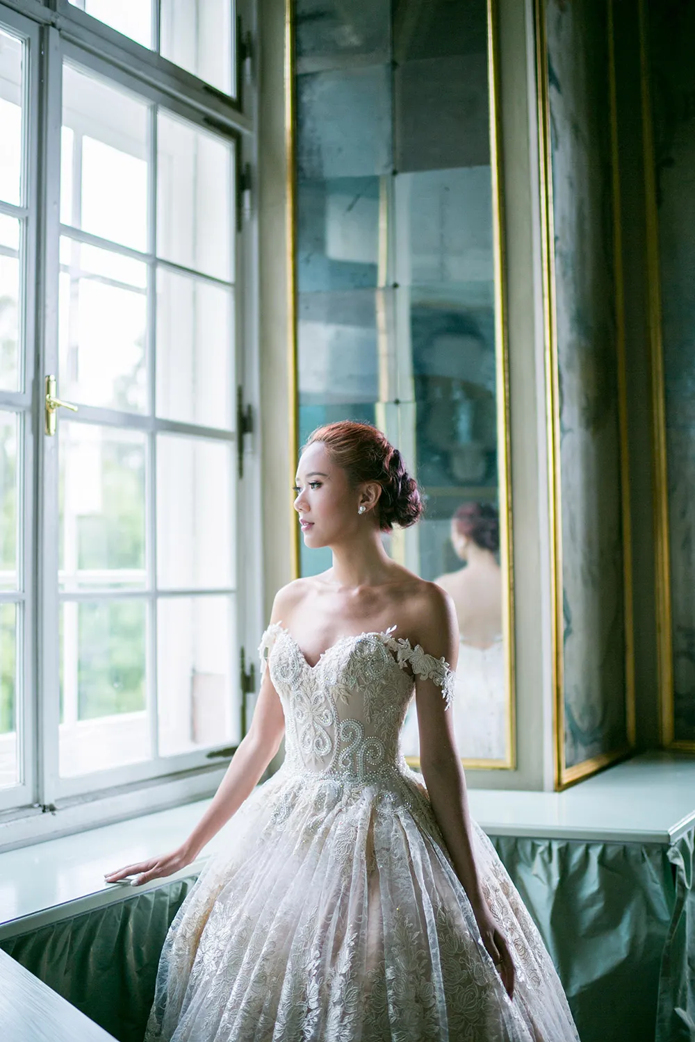 Photography by Sunrise Greece. theweddingnotebook.com