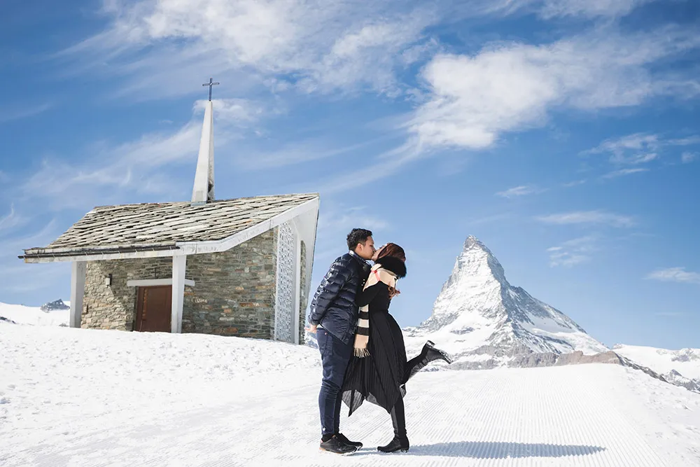 Photo by Ivan of Axioo. theweddingnotebook.com