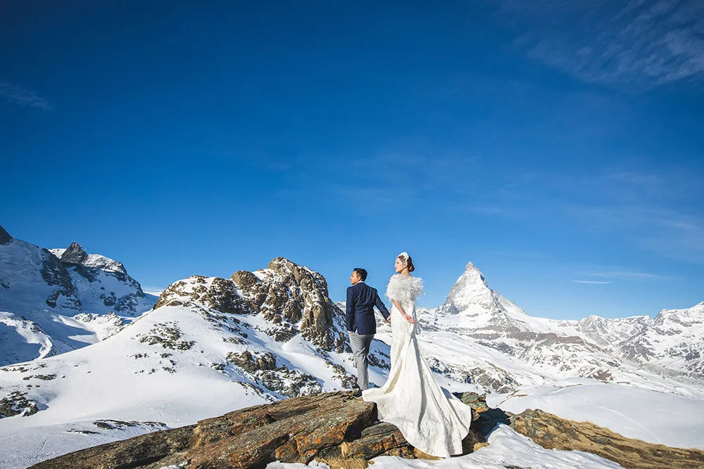 Photo by Ivan of Axioo. theweddingnotebook.com