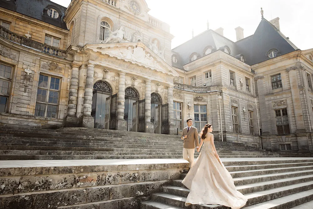 Photo by Ivan of Axioo. theweddingnotebook.com