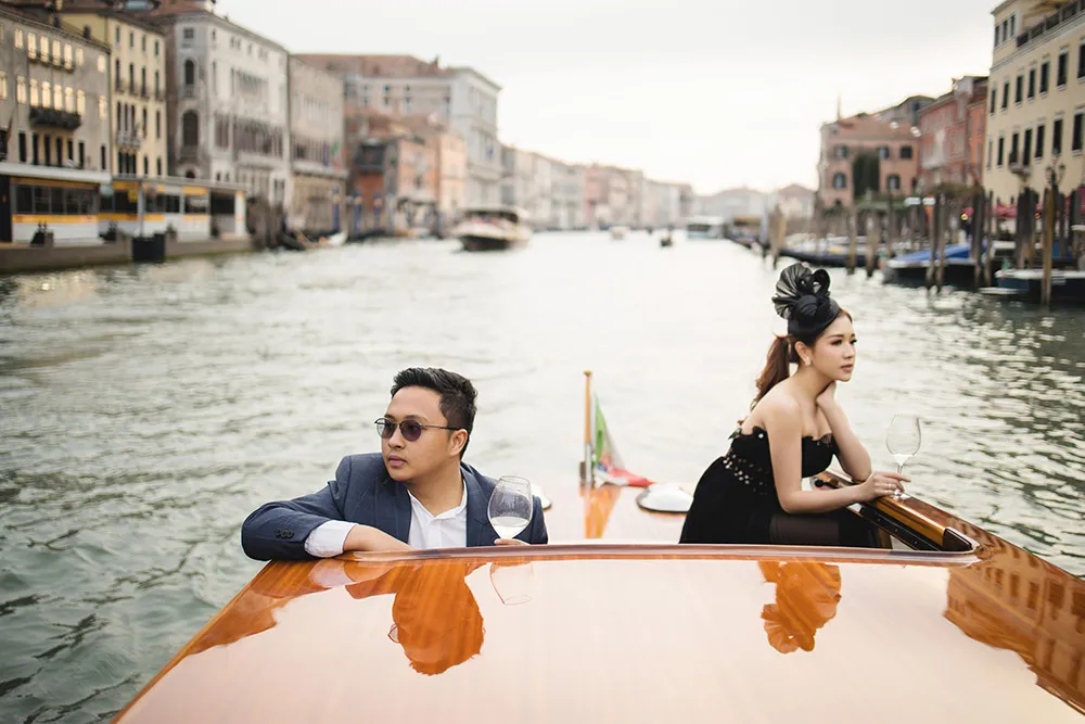 Photo by Ivan of Axioo. theweddingnotebook.com