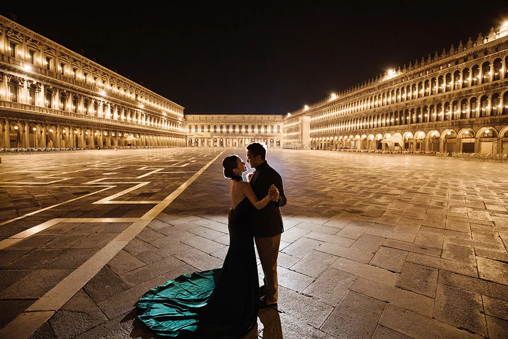 Photo by Ivan of Axioo. theweddingnotebook.com