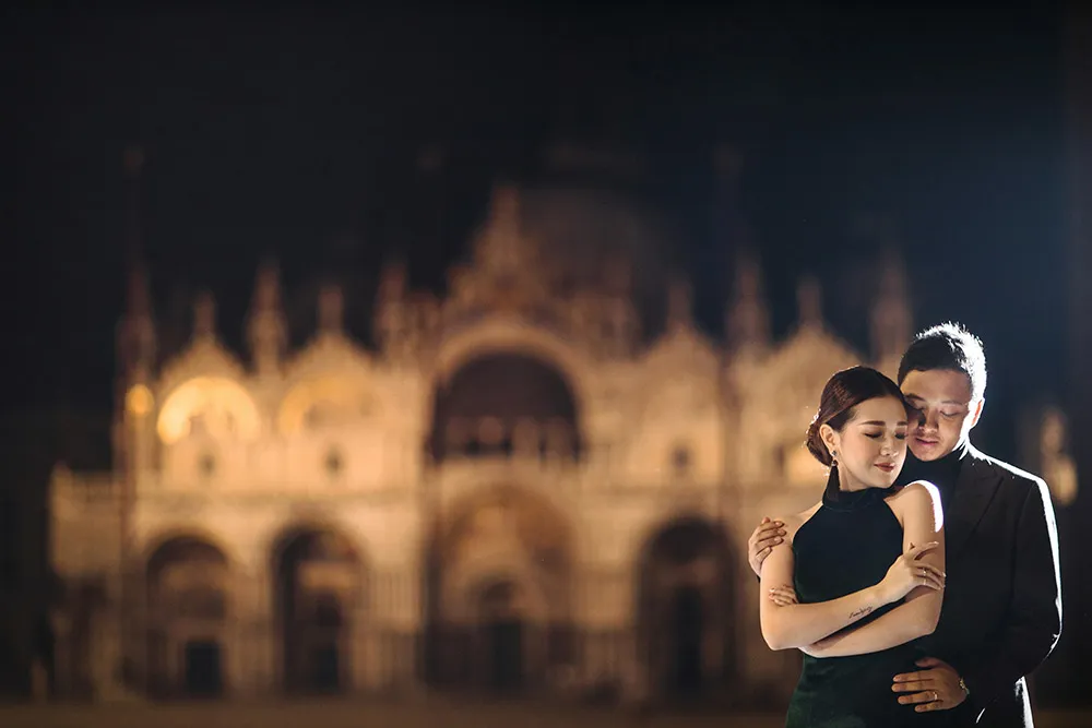 Photo by Ivan of Axioo. theweddingnotebook.com