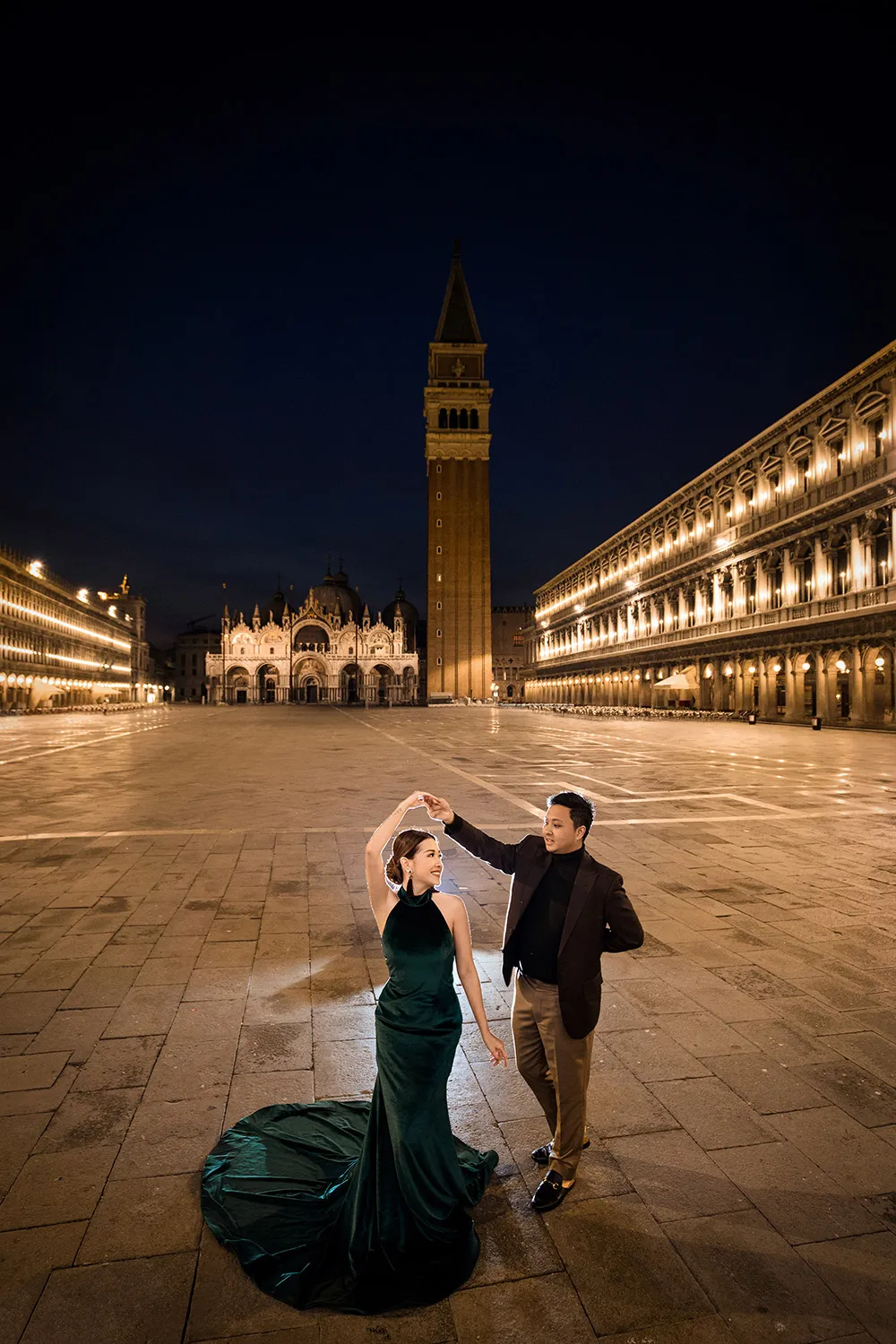 Photo by Ivan of Axioo. theweddingnotebook.com