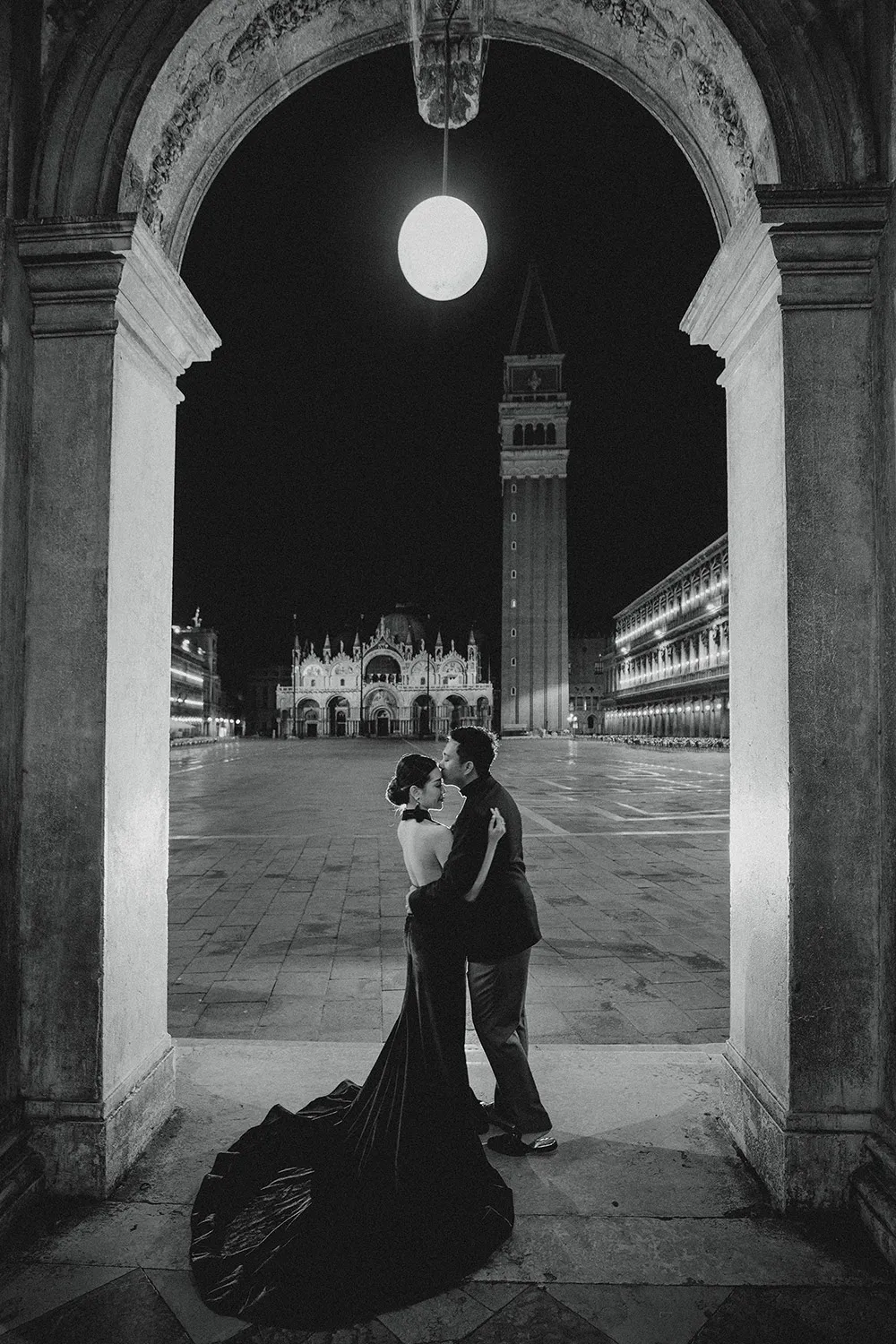 Photo by Ivan of Axioo. theweddingnotebook.com