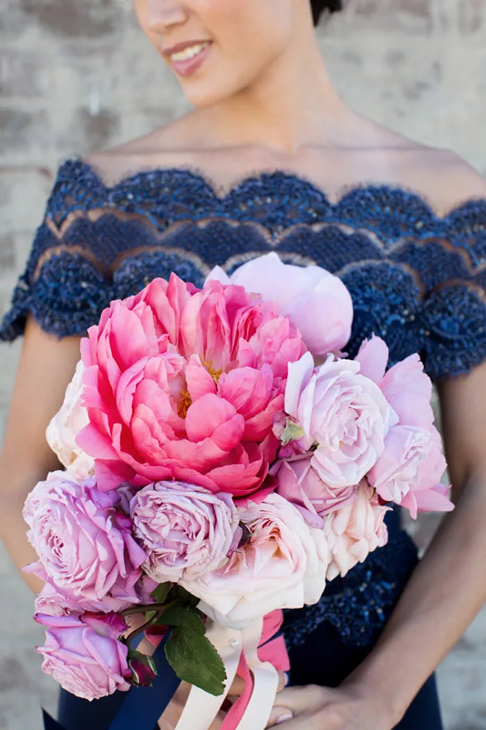 Photo by Tealily Photography. theweddingnotebook.com