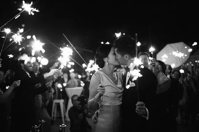 Photo by Tealily Photography. theweddingnotebook.com