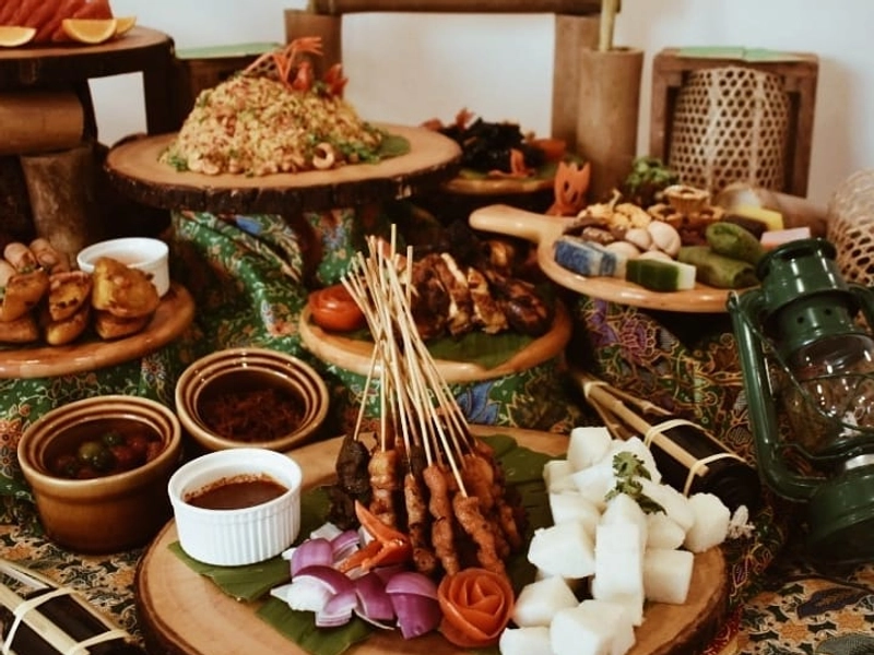 Over 30 Food Caterers To Cater Your Wedding