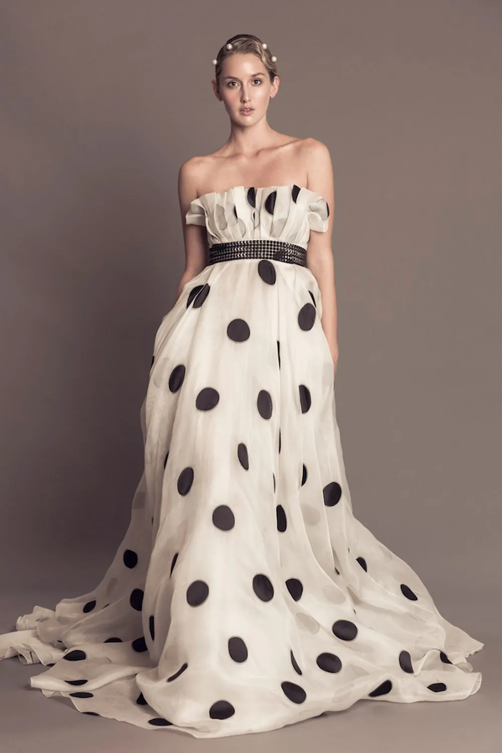 Alma - Francesca Miranda Fall 2016 Collection. theweddingnotebook.com