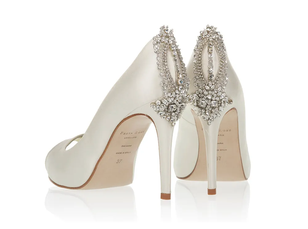 Freya Rose 2016 Bridal Collection. theweddingnotebook.com 