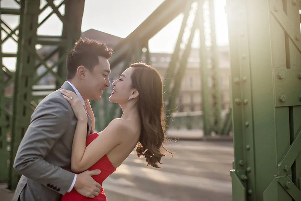 Acapella Photography. theweddingnotebook.com