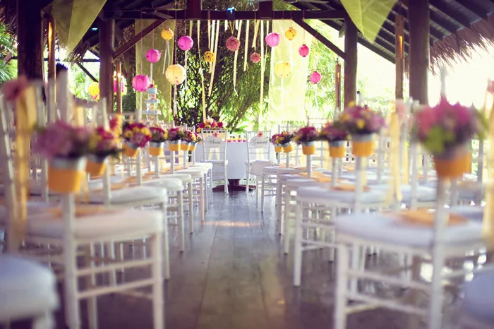 Daren Chong Photography. Wedding planning by Chic Occasions. theweddingnotebook.com