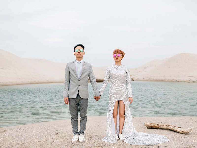 Futuristic Themed Bridal Portraits in the Desert