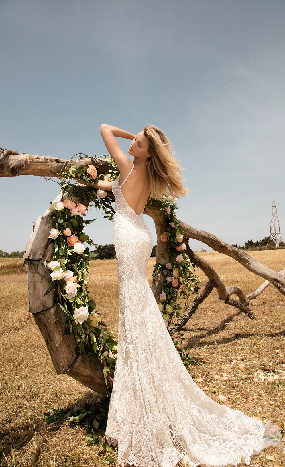 GALA NoII by Galia Lahav. RTW Spring 2017. theweddingnotebook.com 