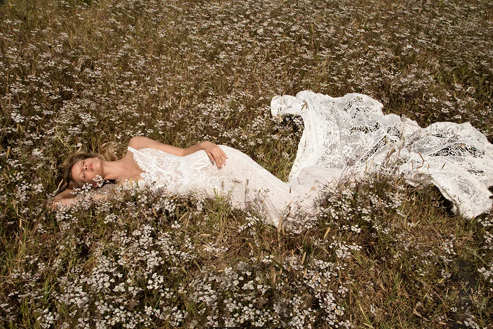 GALA NoII by Galia Lahav. RTW Spring 2017. theweddingnotebook.com