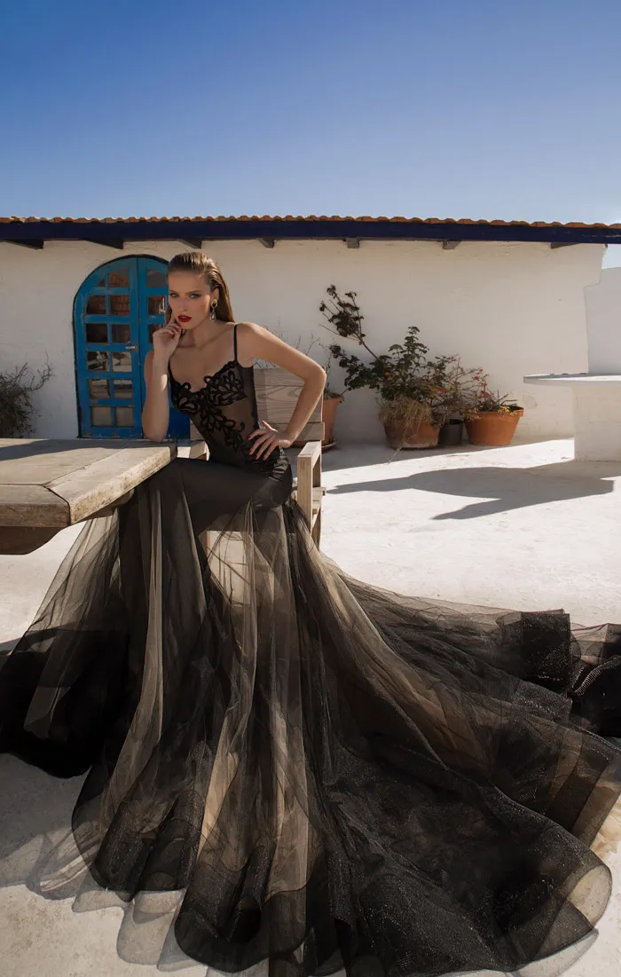 Neptune – Galia Lahav 2014 Evening Collection. theweddingnotebook.com