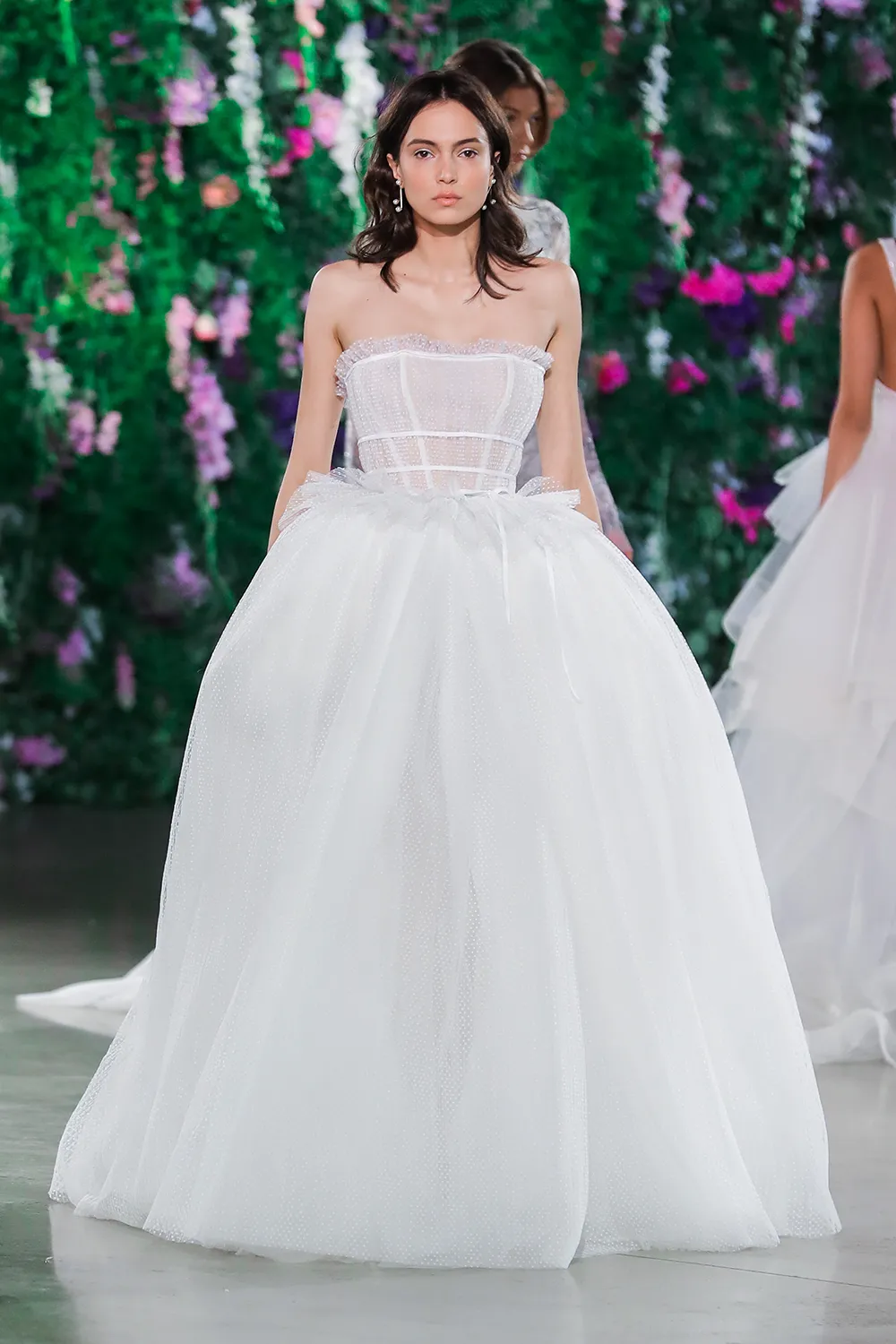 Daffodil - Galia Lahav Fall 2018. theweddingnotebook.com